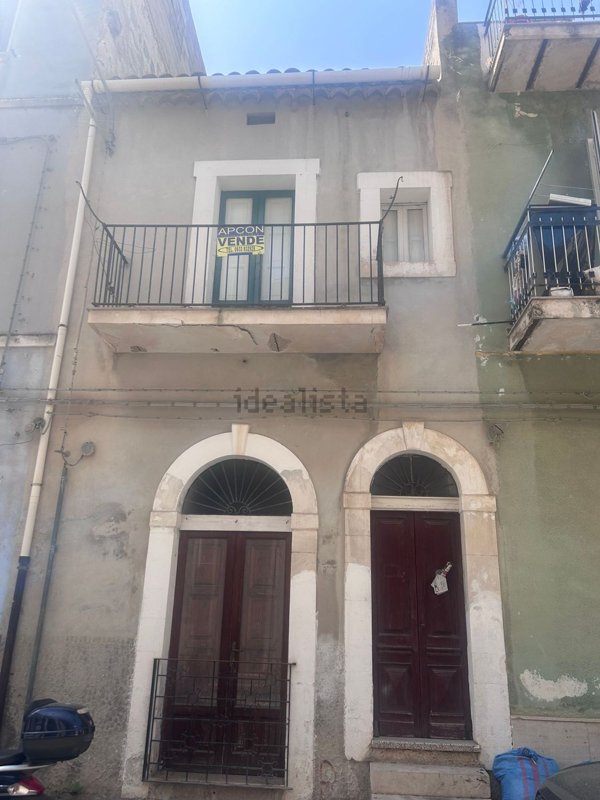 casa indipendente in vendita a Scicli