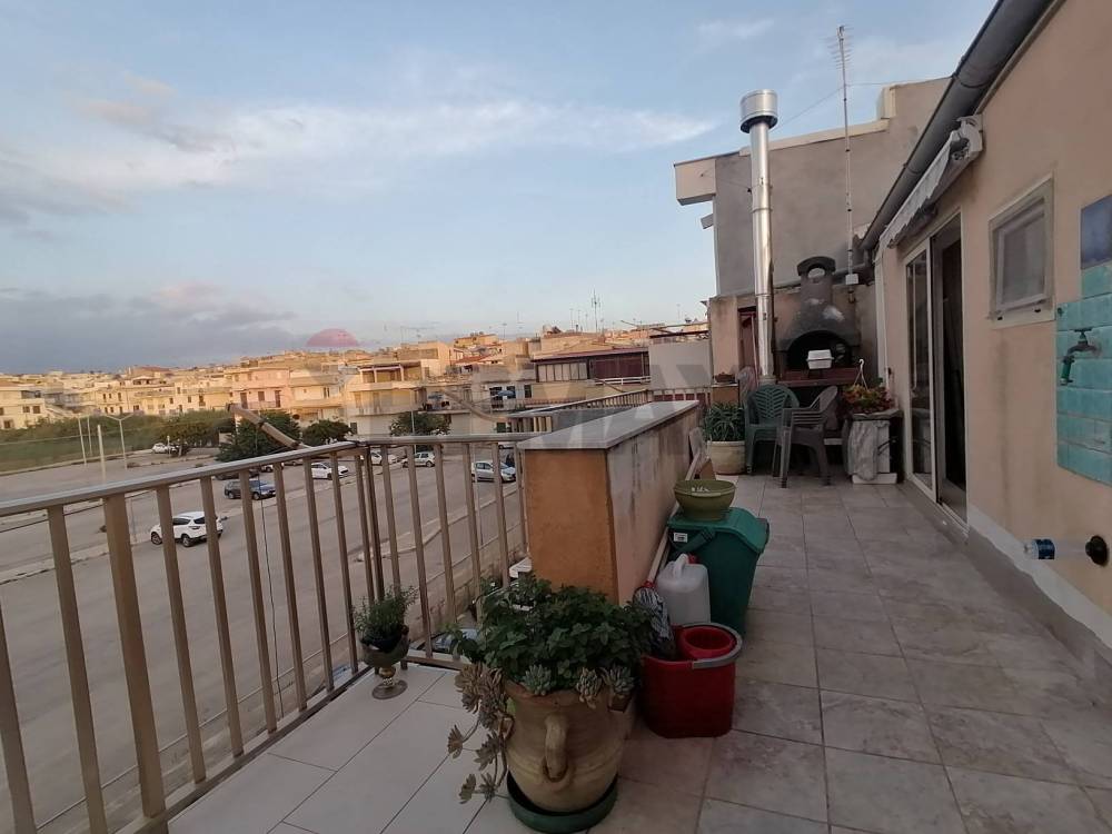 appartamento in vendita a Scicli in zona Donnalucata