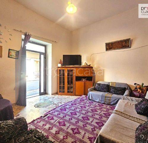 casa indipendente in vendita a Vittoria
