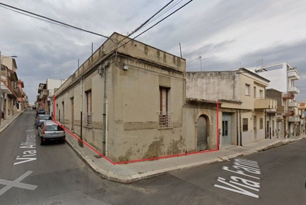 casa indipendente in vendita a Vittoria