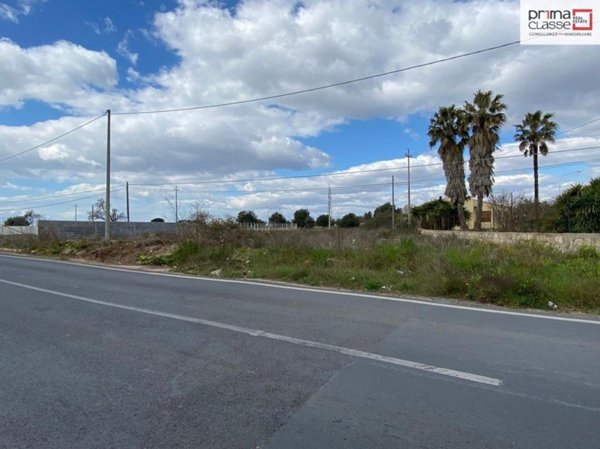 negozio in vendita a Vittoria