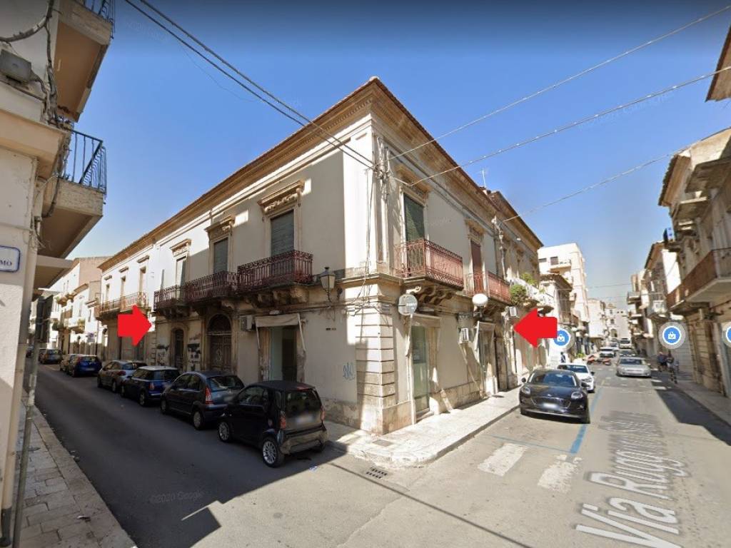 intera palazzina in vendita a Vittoria
