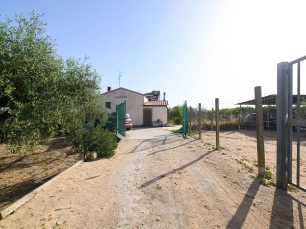 casa indipendente in vendita a Vittoria
