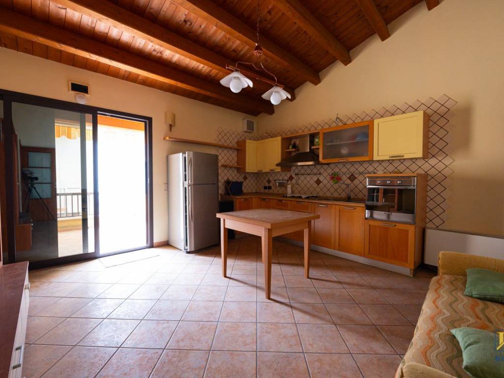 casa indipendente in vendita a Vittoria