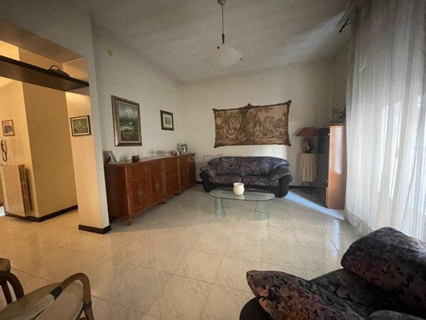 casa indipendente in vendita a Vittoria