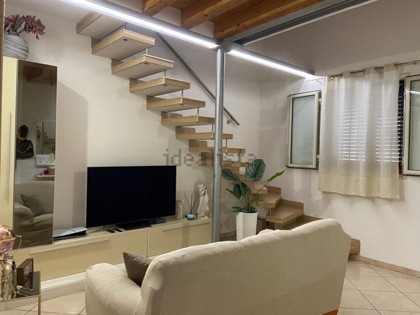 casa indipendente in vendita a Vittoria
