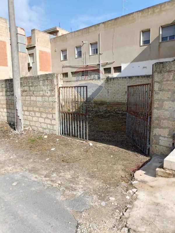 casa indipendente in vendita a Vittoria