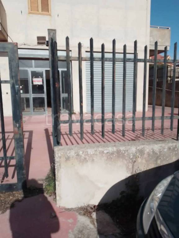 negozio in vendita a Vittoria