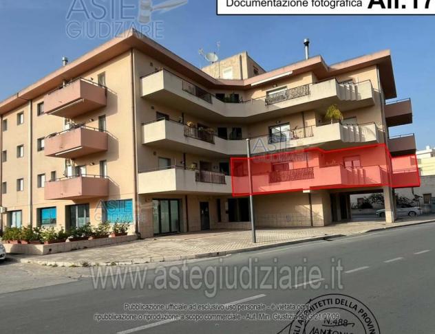 appartamento in vendita a Vittoria in zona Scoglitti