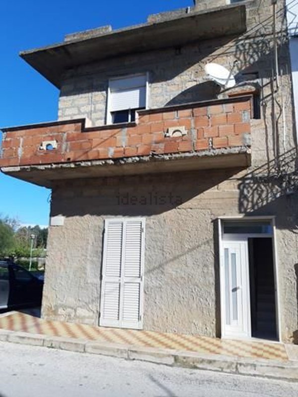 casa indipendente in vendita a Vittoria