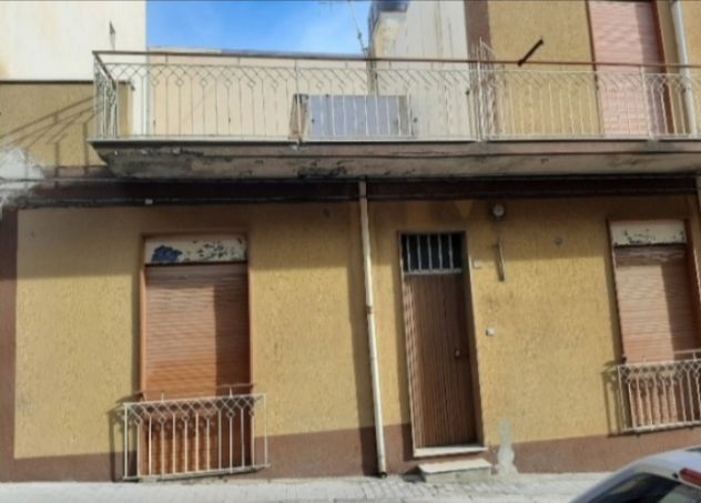 casa indipendente in vendita a Vittoria