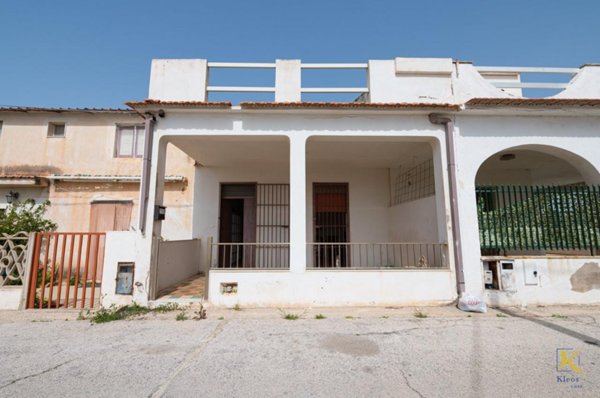 casa indipendente in vendita a Vittoria in zona Scoglitti