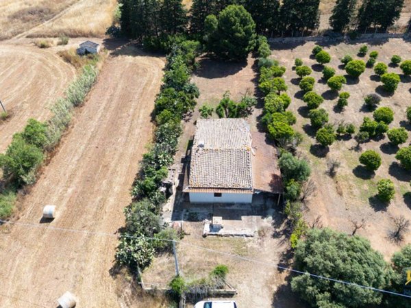 casa indipendente in vendita a Vittoria