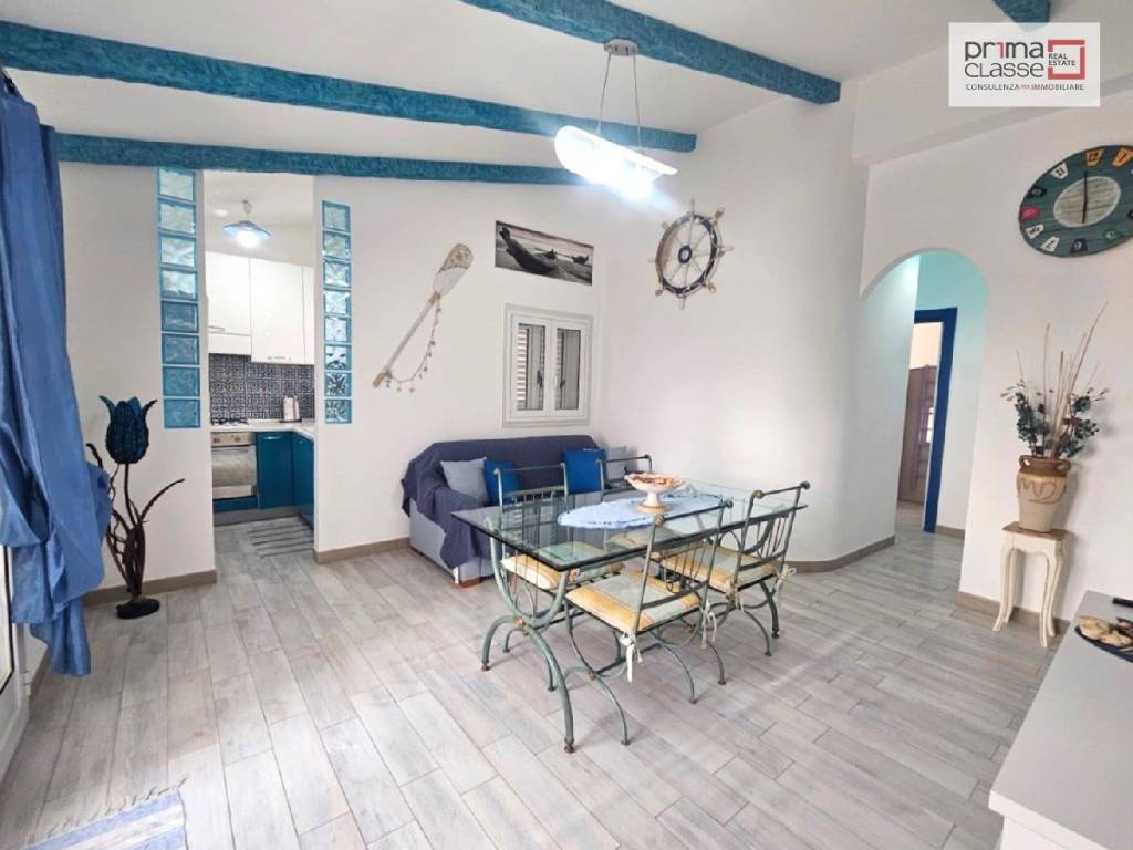 appartamento in vendita a Vittoria in zona Scoglitti