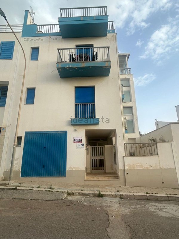 appartamento in vendita a Vittoria in zona Scoglitti