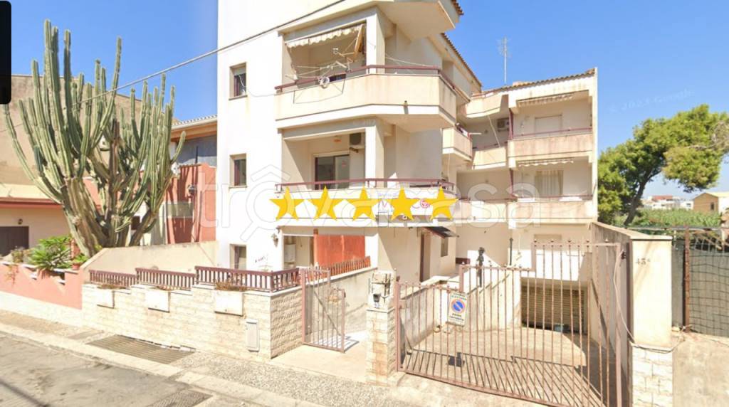 appartamento in vendita a Vittoria in zona Scoglitti