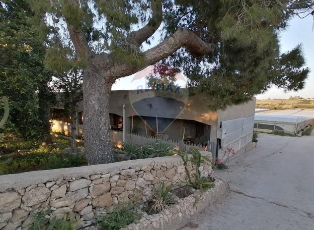 casa indipendente in vendita a Vittoria in zona Scoglitti