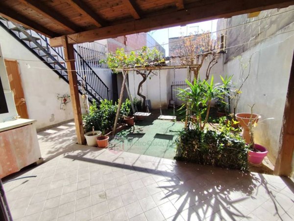 casa indipendente in vendita a Vittoria