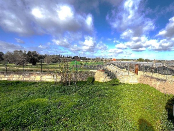 casa indipendente in vendita a Vittoria