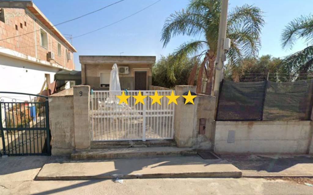 appartamento in vendita a Vittoria in zona Scoglitti