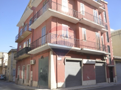 casa indipendente in vendita a Vittoria