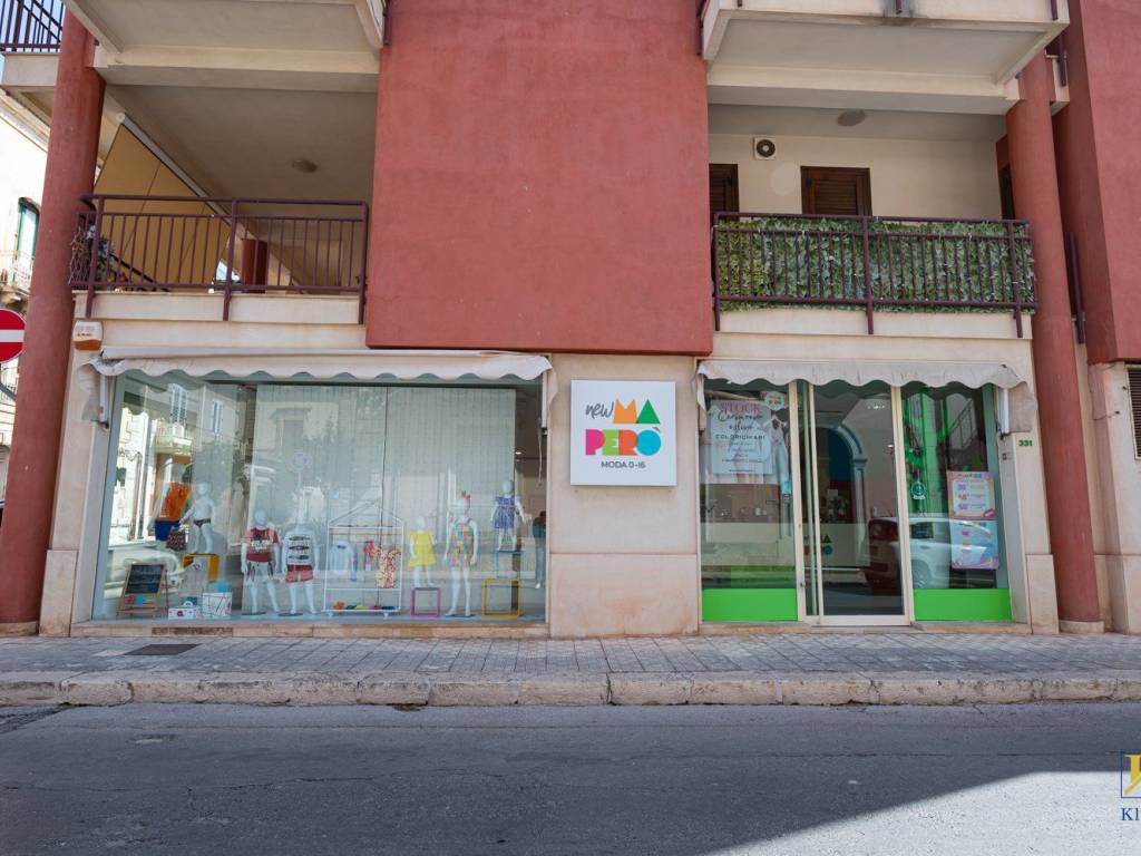 negozio in vendita a Vittoria