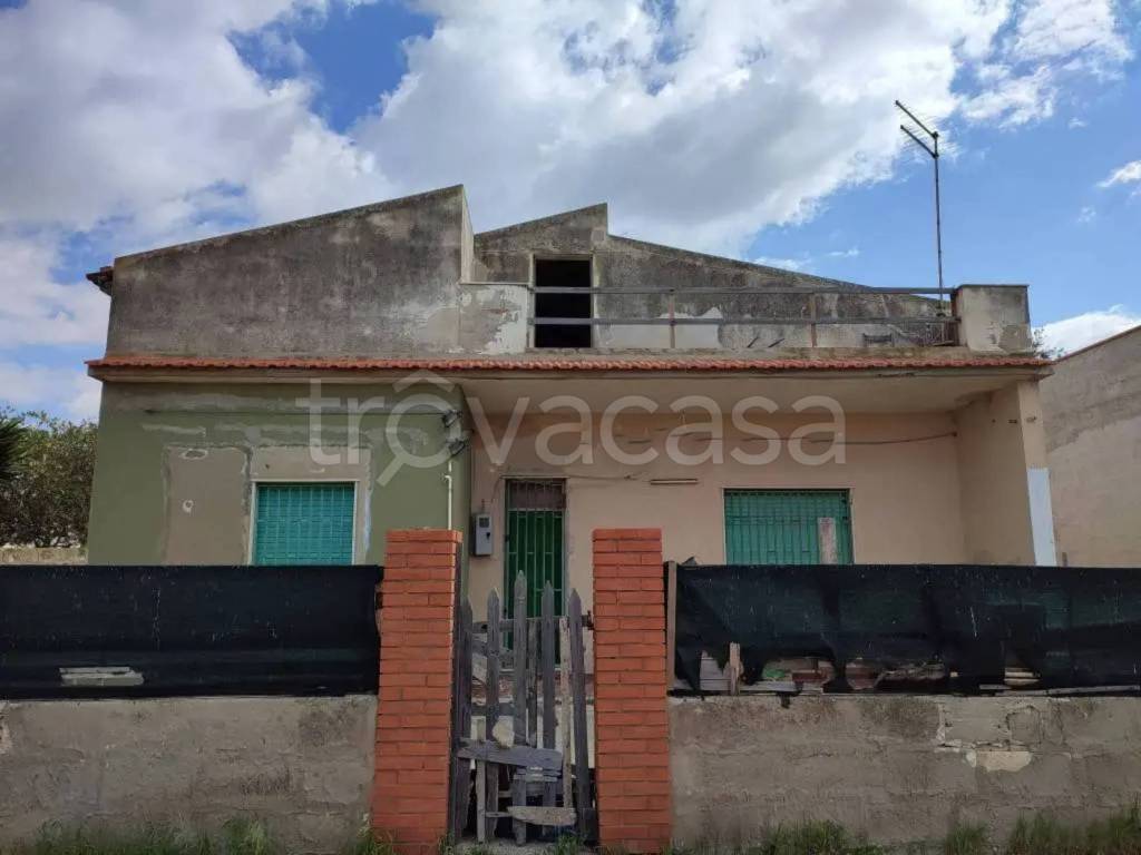 casa indipendente in vendita a Vittoria