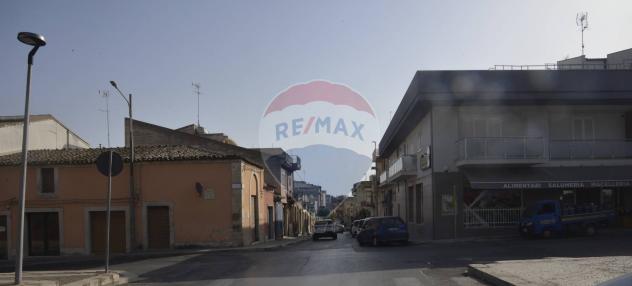 casa indipendente in vendita a Vittoria