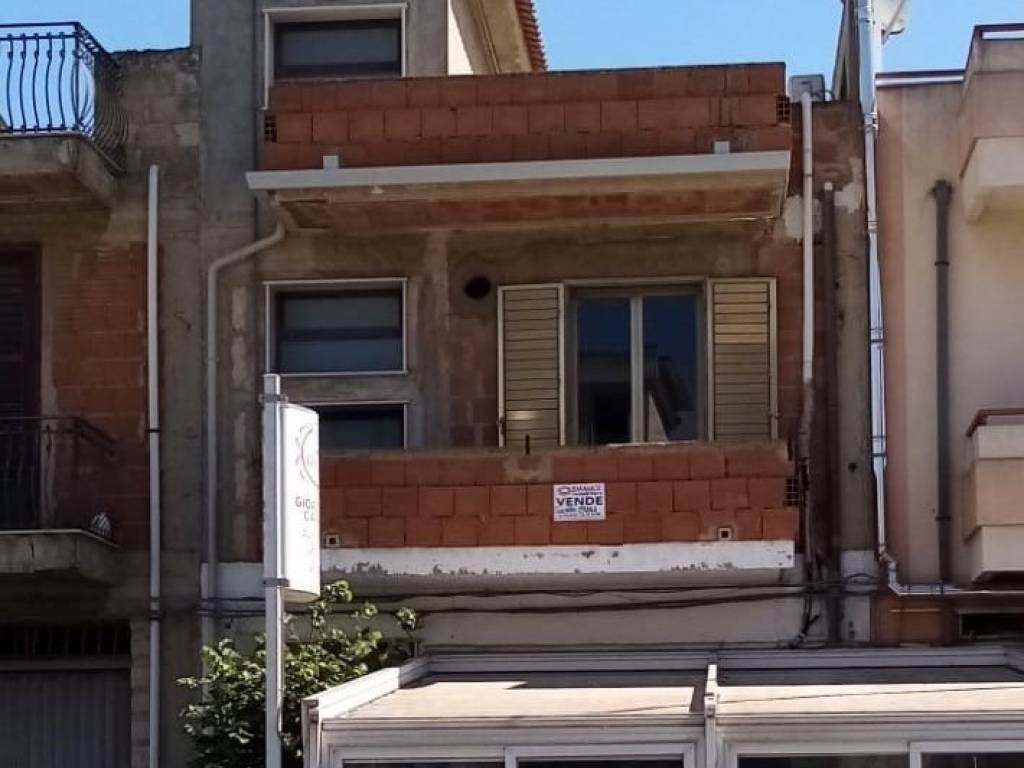 casa indipendente in vendita a Vittoria
