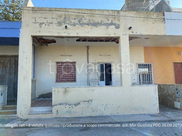 appartamento in vendita a Vittoria in zona Scoglitti