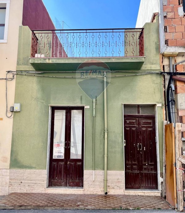 casa indipendente in vendita a Vittoria