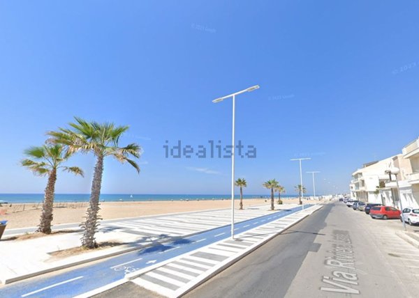 appartamento in vendita a Vittoria in zona Scoglitti