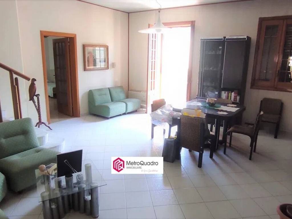 casa indipendente in vendita a Vittoria