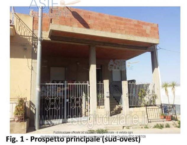 casa indipendente in vendita a Vittoria