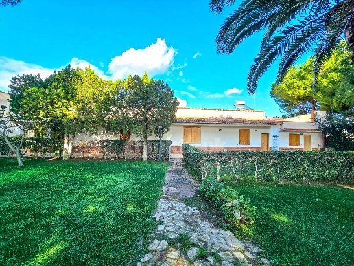 casa indipendente in vendita a Vittoria