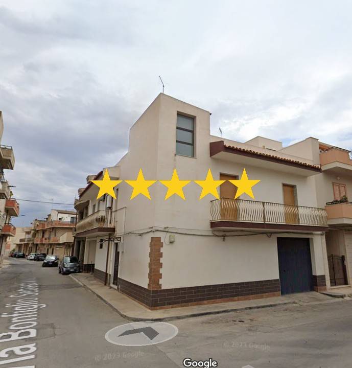 casa indipendente in vendita a Vittoria