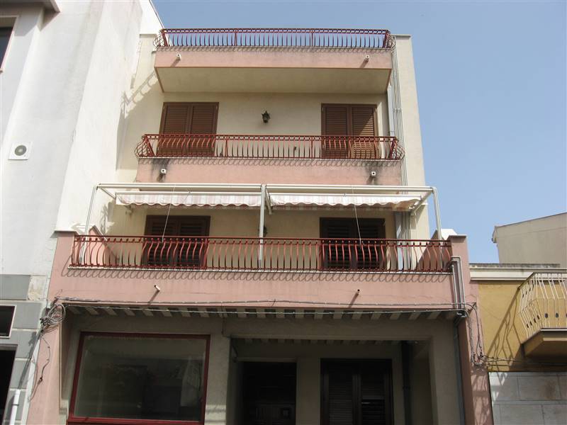 appartamento in vendita a Vittoria in zona Scoglitti