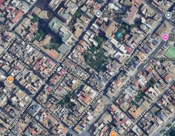 casa indipendente in vendita a Vittoria