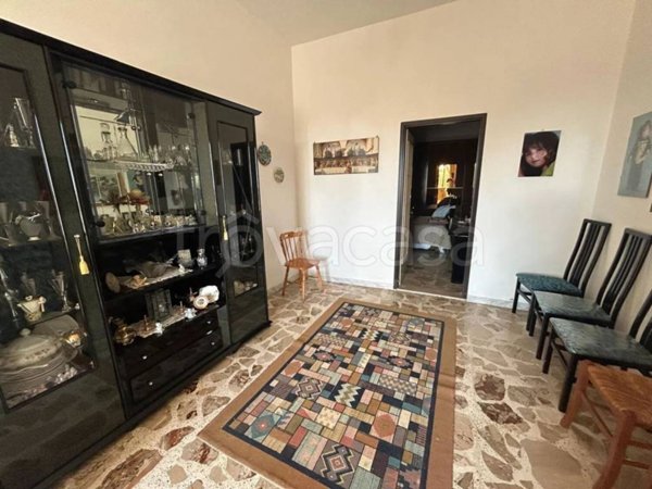 casa indipendente in vendita a Vittoria