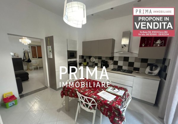 casa indipendente in vendita a Vittoria