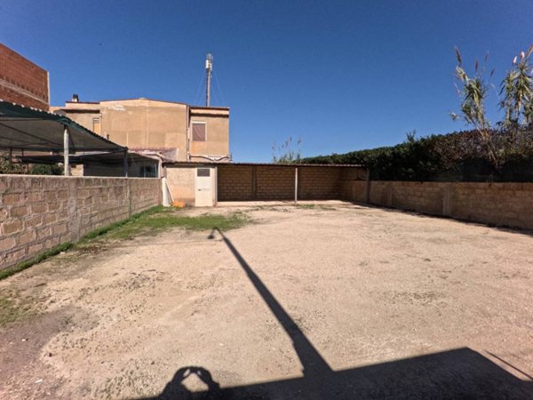 terreno agricolo in vendita a Vittoria in zona Scoglitti