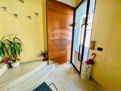 negozio in vendita a Vittoria