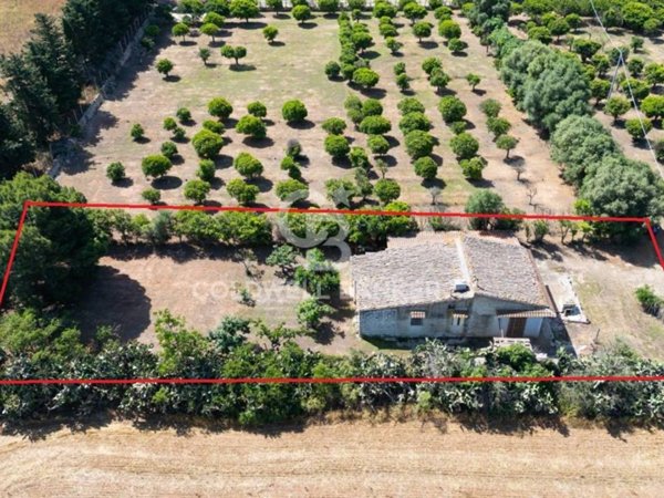 casa indipendente in vendita a Vittoria