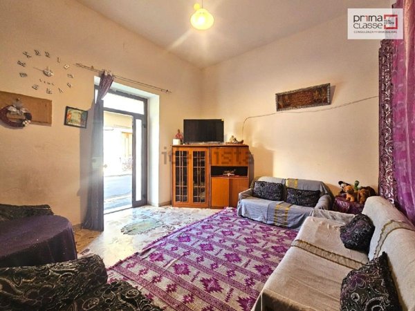 casa indipendente in vendita a Vittoria