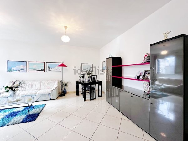 casa indipendente in vendita a Vittoria