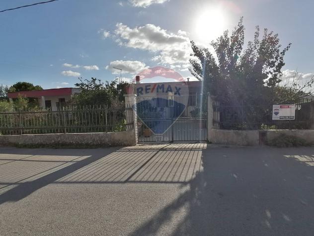 casa indipendente in vendita a Vittoria