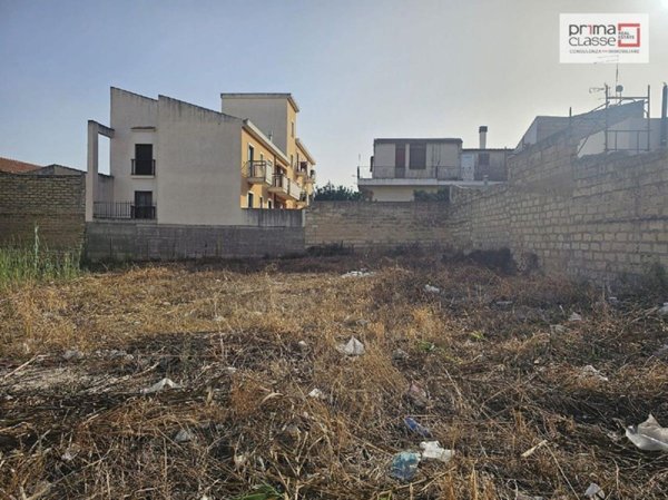 negozio in vendita a Vittoria