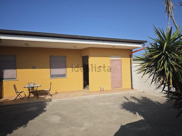 pentavano in vendita a Vittoria