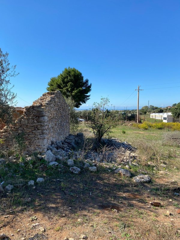 terreno agricolo in vendita a Vittoria in zona Scoglitti