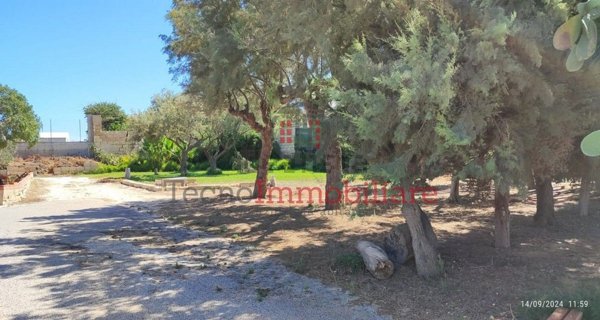 casa indipendente in vendita a Vittoria